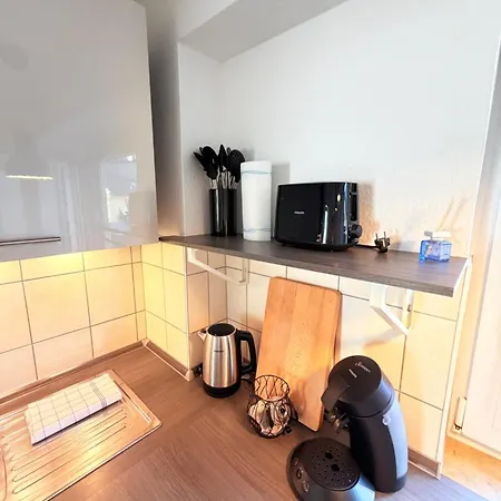 Direkt Am Bahnhof Mit Dachterasse Apartamento
